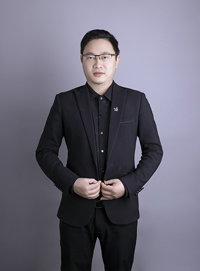 设计总监   蒋亮亮