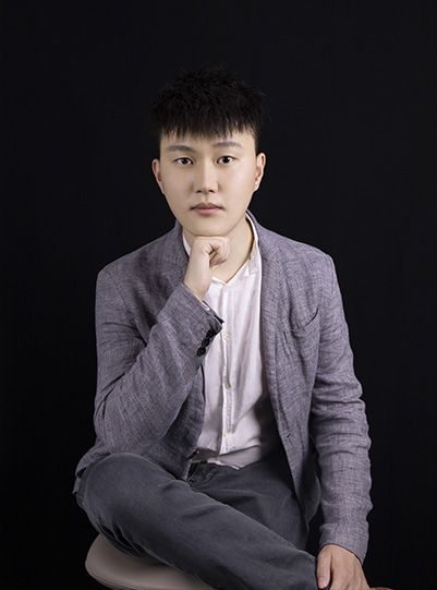 设计经理 杨新强