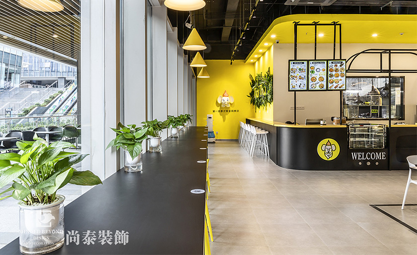 300平米深圳泰式餐厅餐饮店装修实景案例